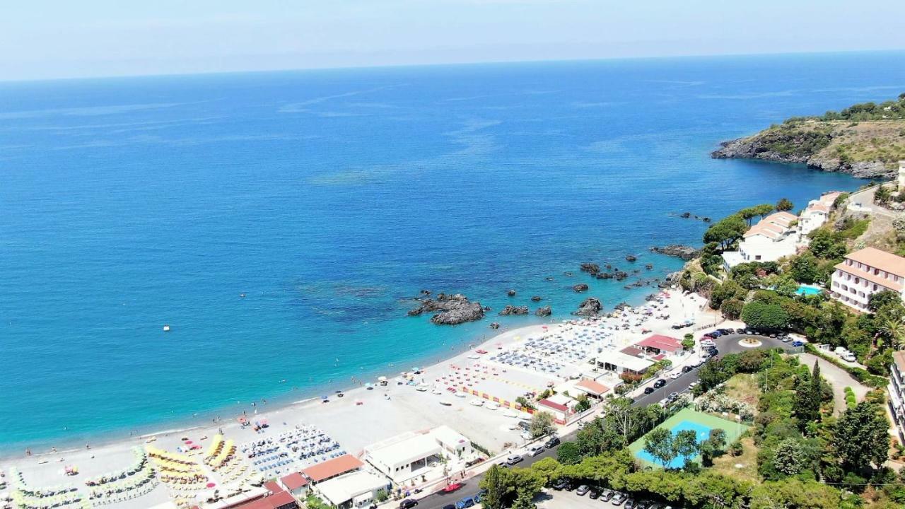 Porta Marina Guest Rooms Scalea Exterior foto